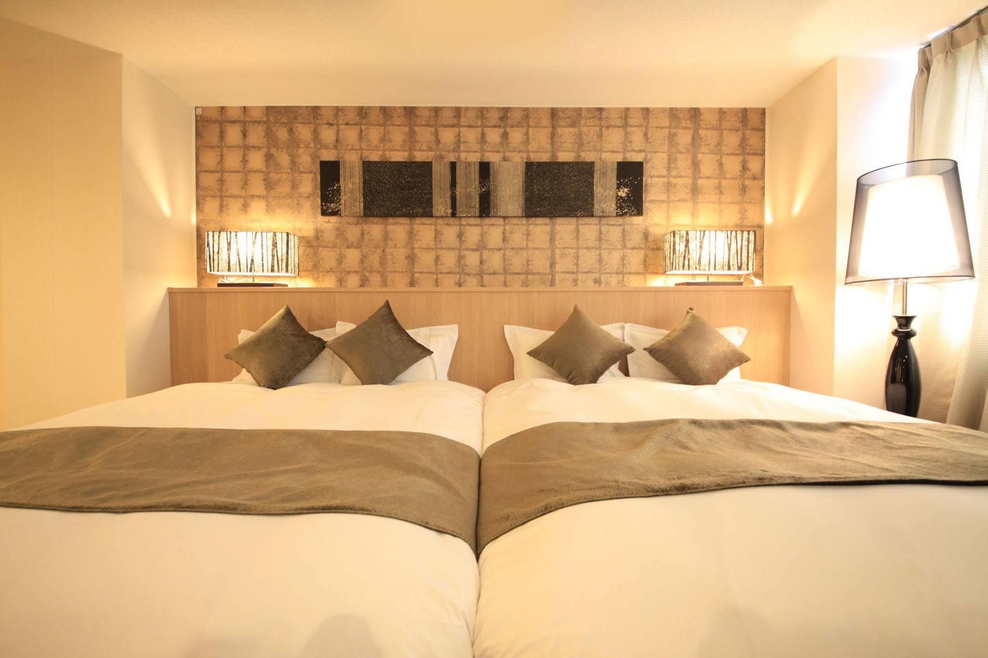 Centurion Hotel Villa Suite Fukui Ekimae Esterno foto